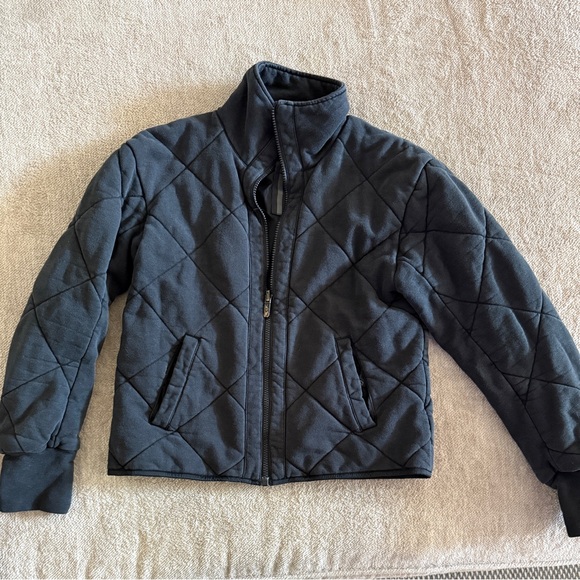 Lululemon Reversible Black Quilted Jacket - Picture 1 of 4